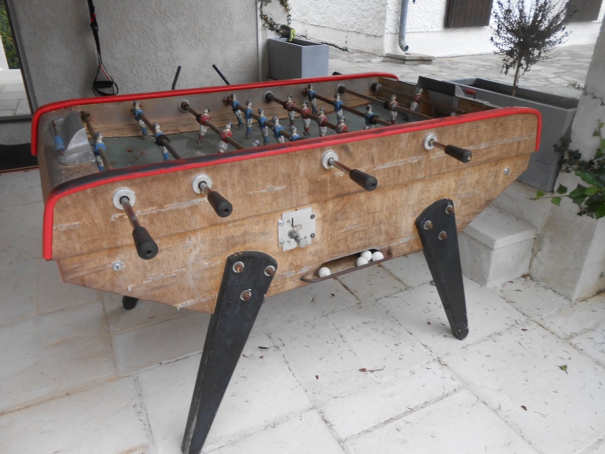 Restauration-baby-foot-ancien-Monzini